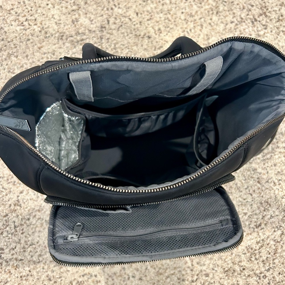 Freshly Picked OG Seoul Backpack in Black - Picture 5 of 6
